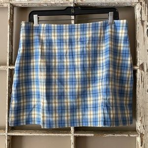 Cute plaid mini skirt with front slits